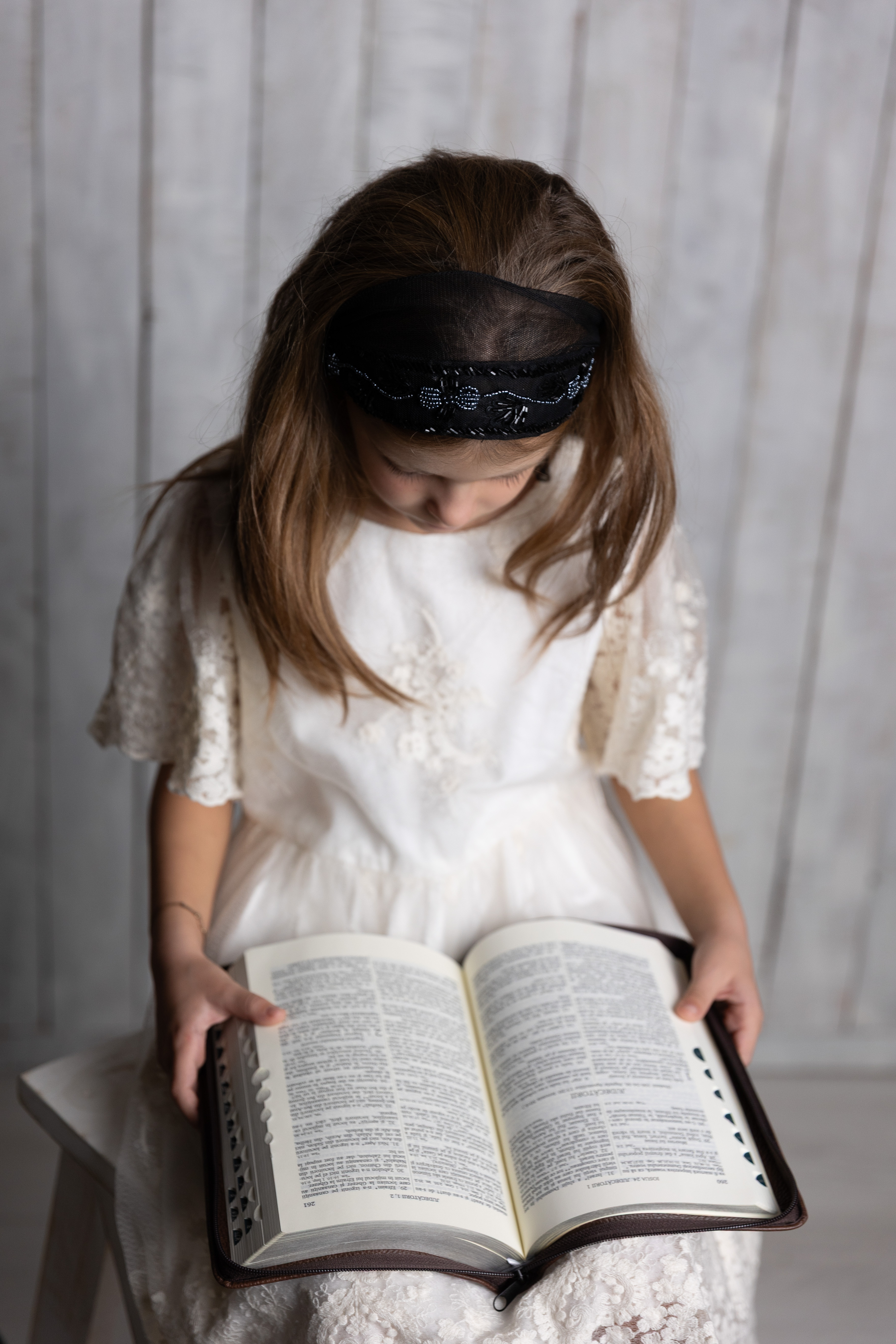 Bentița cu accesorii cusute manual - neagra Bentița cu accesorii cusute manual - neagra